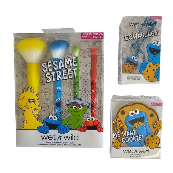 wet n wild Accessories - 3 WET n WILD Lot SESAME STREET Limited Edition Makeup Brush Mirror Lash Curler